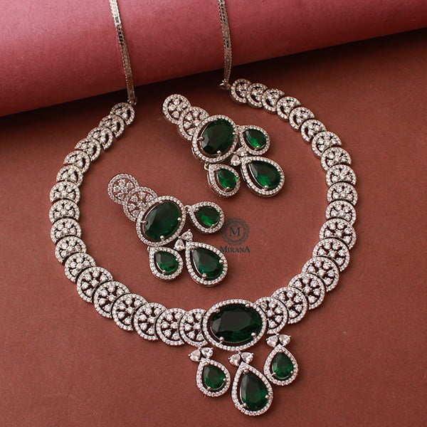 Vorisha Emerald Green Designer Necklace Set