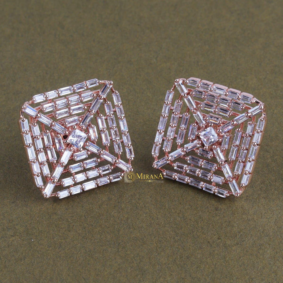 CZ Pyramid Shaped Pendent Set