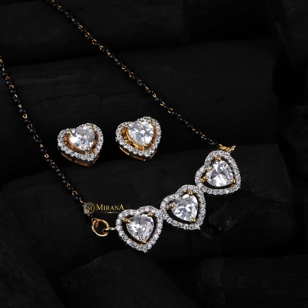 MJPD21P019-1-Pretty-Heart-Shaped-Mangalsutra-Set-Gold-Look-2.jpg