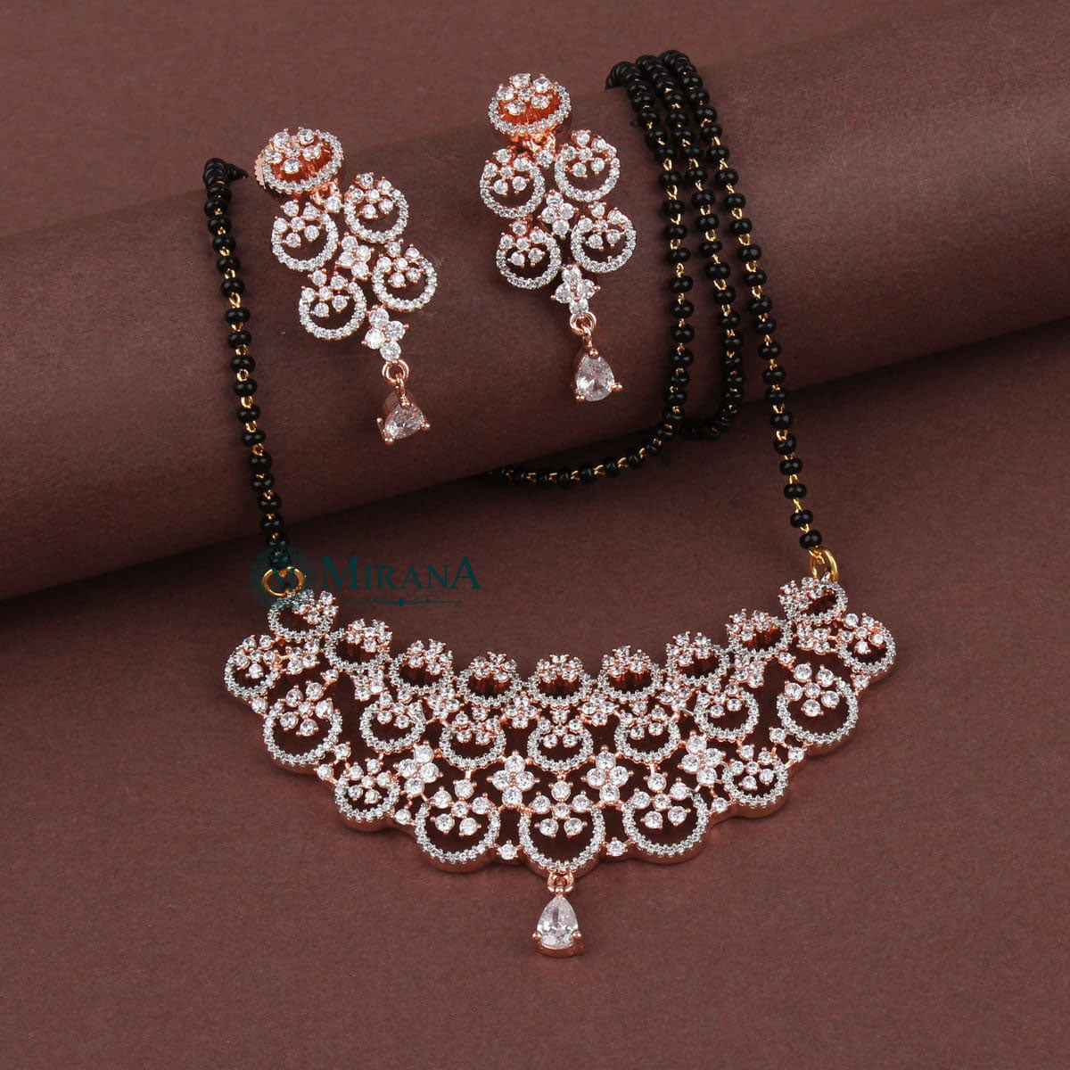 MJPD21P050-1-Kamna-Designer-Mangalsutra-Set-rose-Gold-Look-4.jpg
