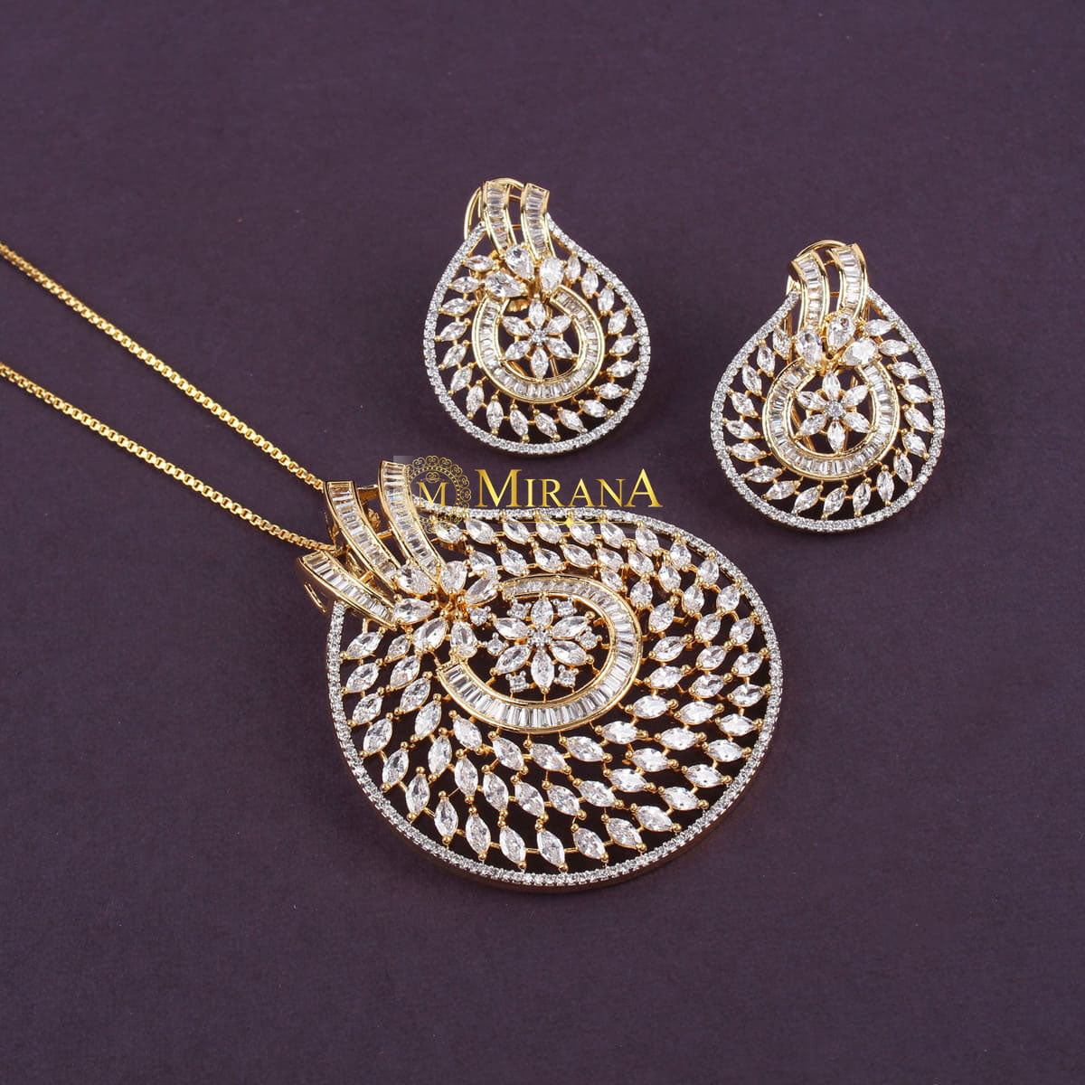 Haylen Designer Pendant Set