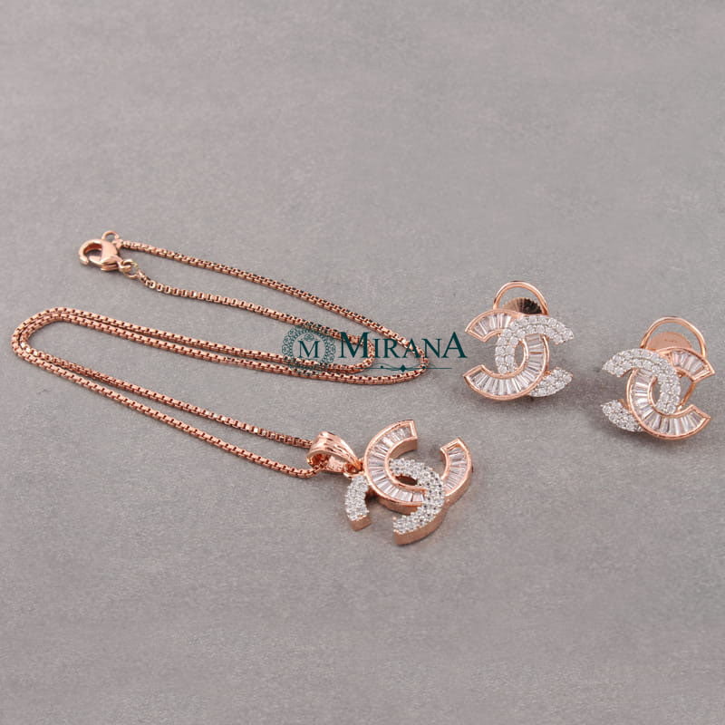 Cammy Chanel Cluster Designer Pendant Set