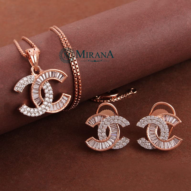 Cammy Chanel Cluster Designer Pendant Set
