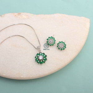 Mimi Emerald Green Designer Pendant Set