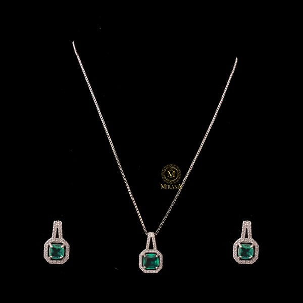 Everly Evergreen Designer Pendant Set