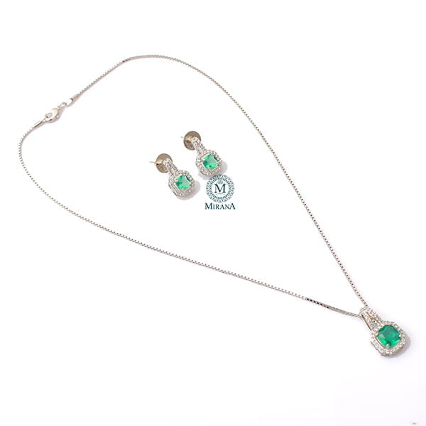 Everly Evergreen Designer Pendant Set