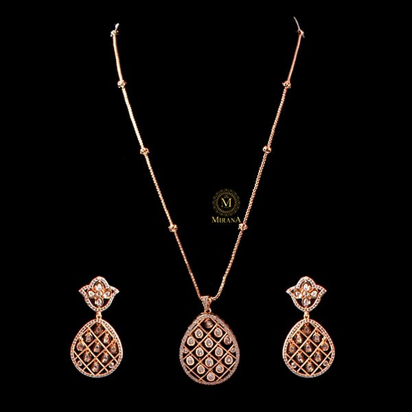 Eesha Polki Designer Pendant Set