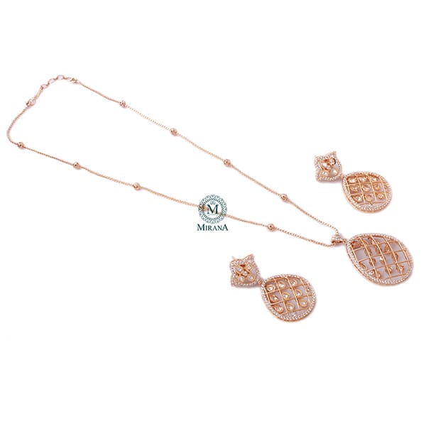 Eesha Polki Designer Pendant Set