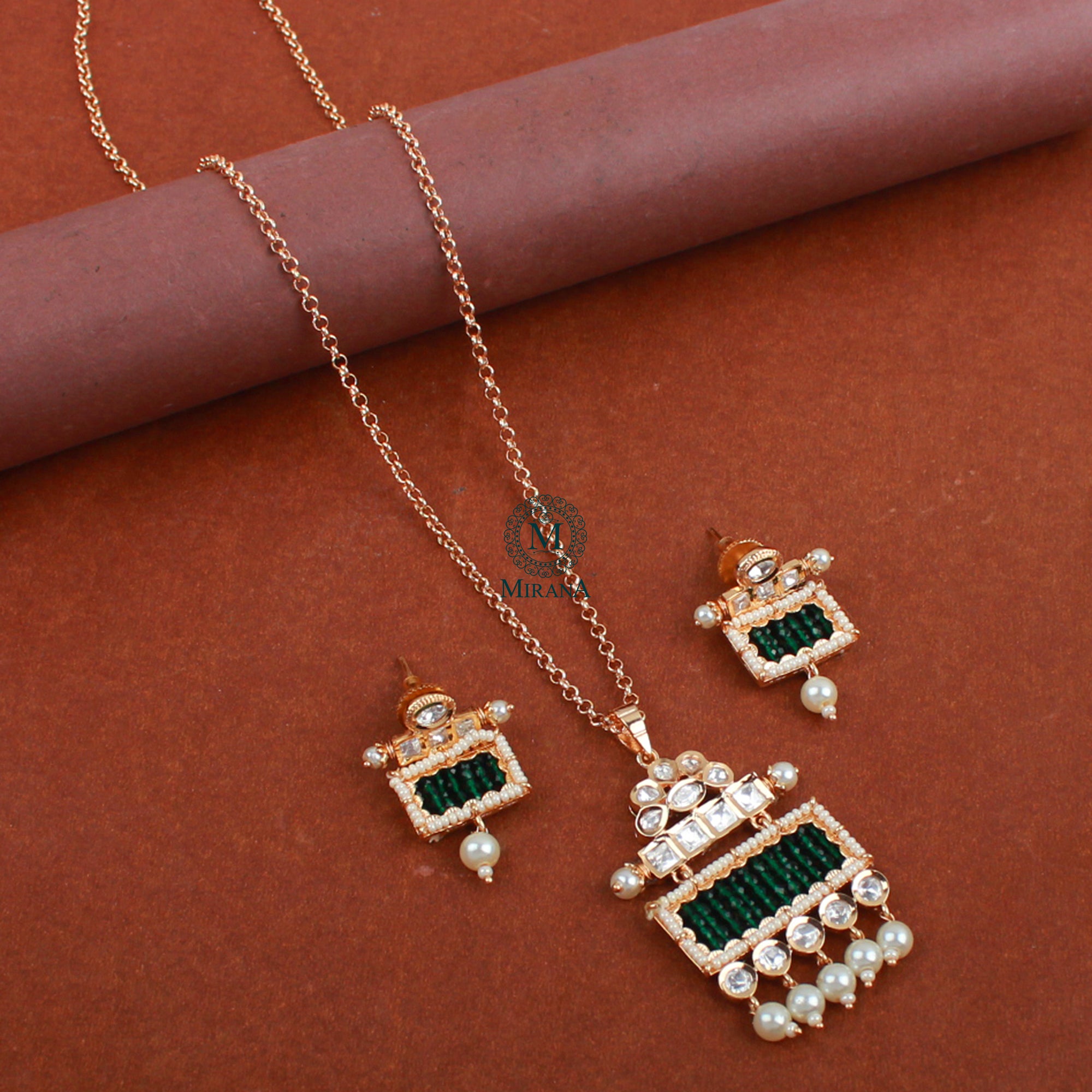 Aradhika Emerald Green Polki Pendant Set