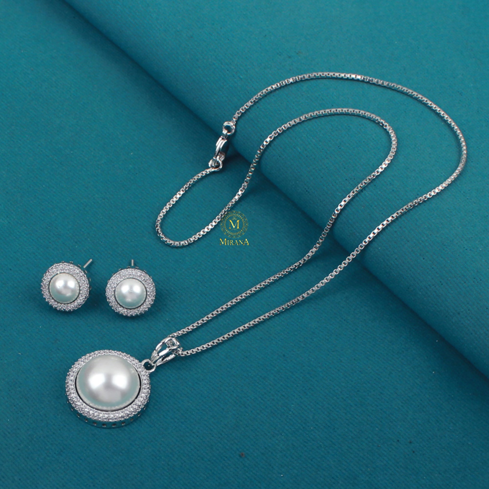 Fiza Pearl CZ Designer Pendant Set