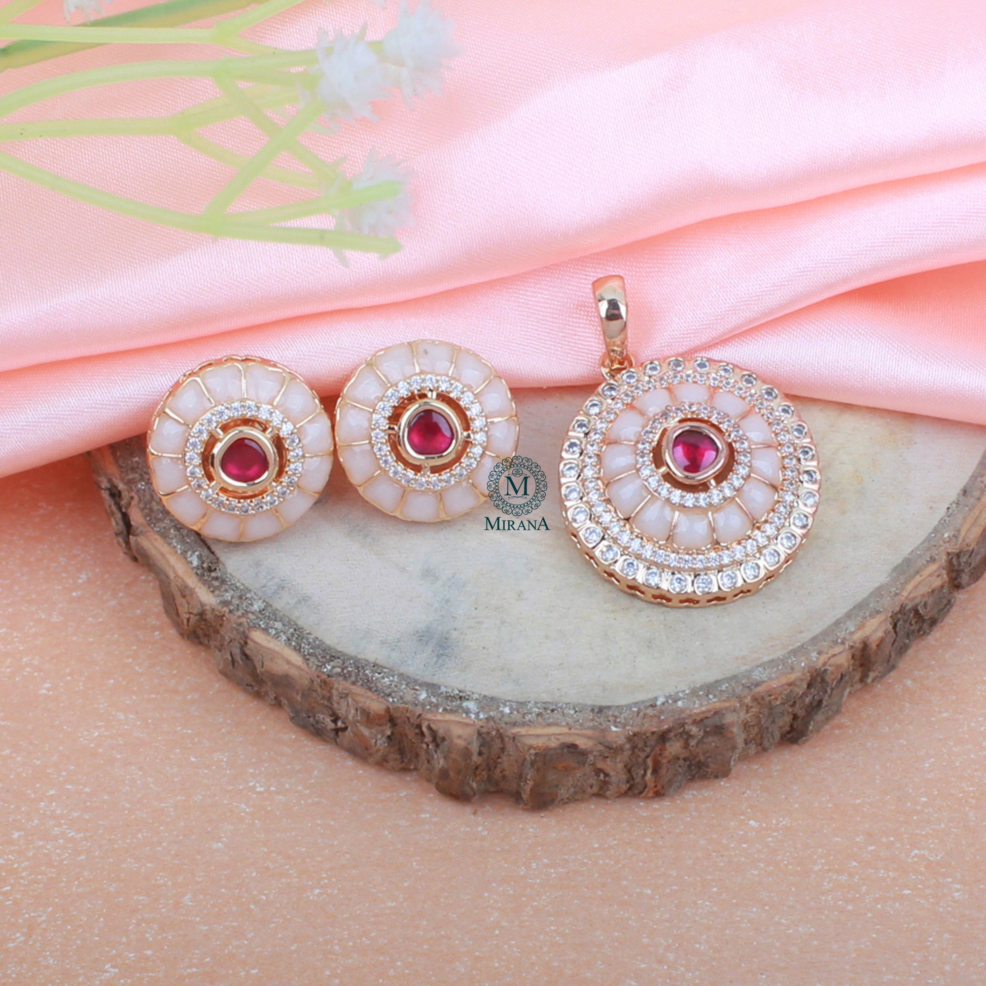 Keshavi Polki Designer Pendant Set