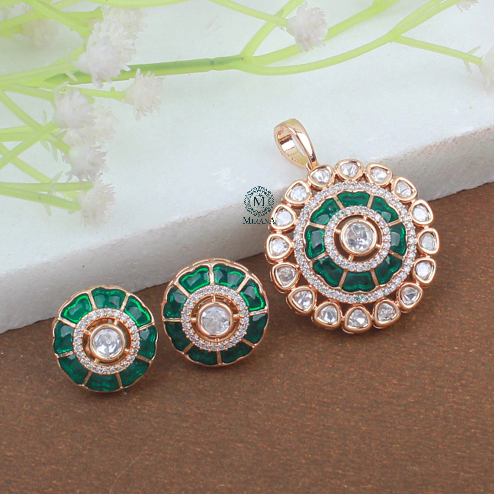 Anantika Emerald Green Polki Pendant Set