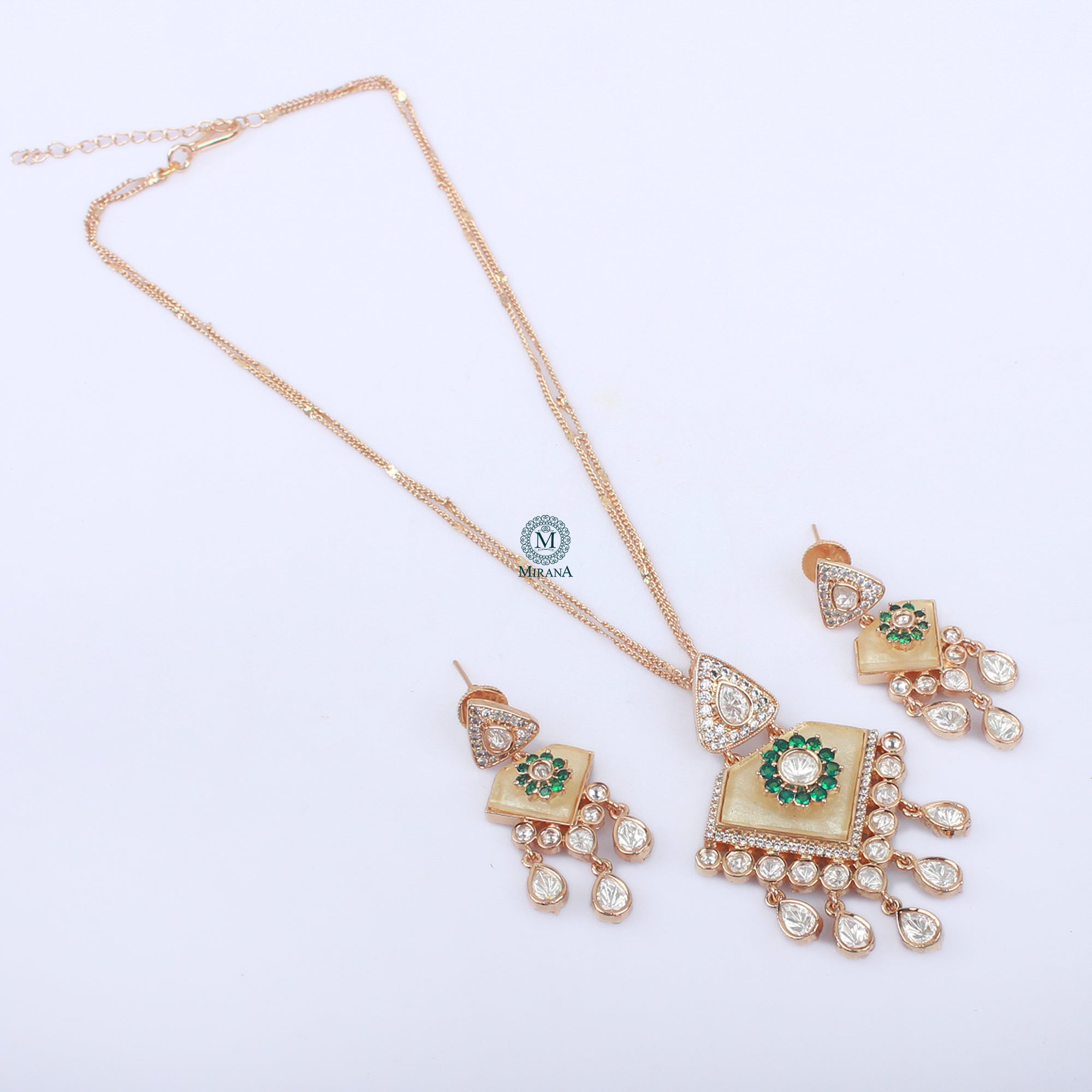 Jaina MOP Polki Pendant Set