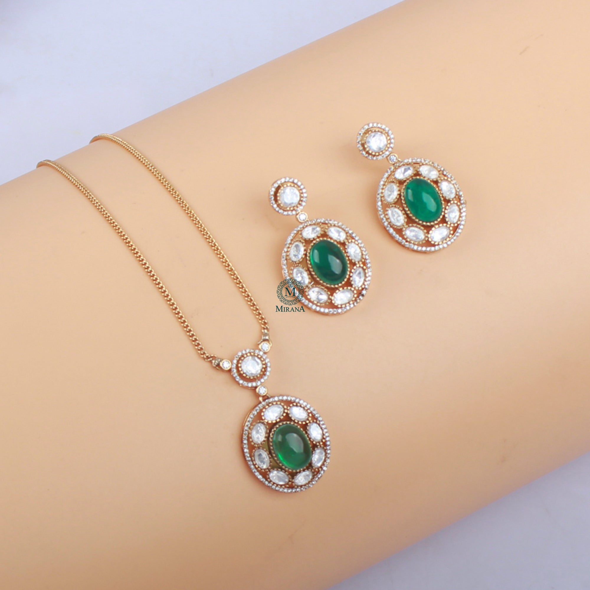 Sidha Emerald Green Polki Pendant Set