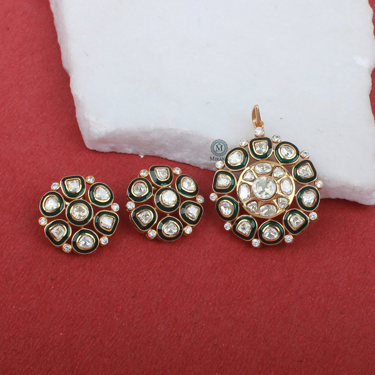 Dipti Polki Pendant Set