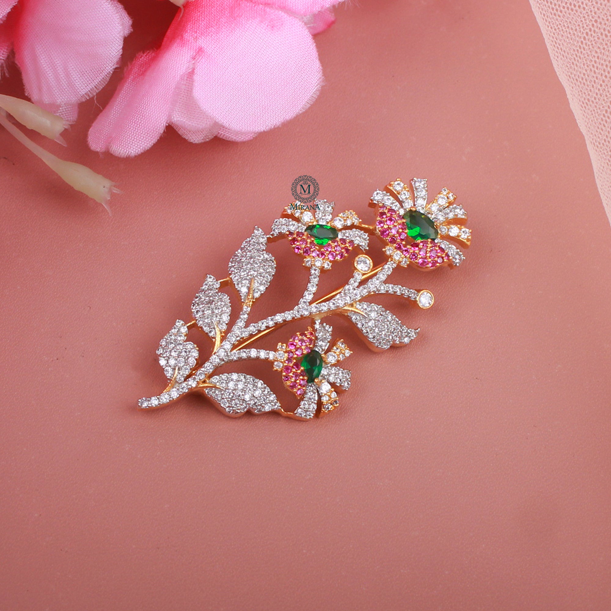 Kritik CZ Designer Brooch