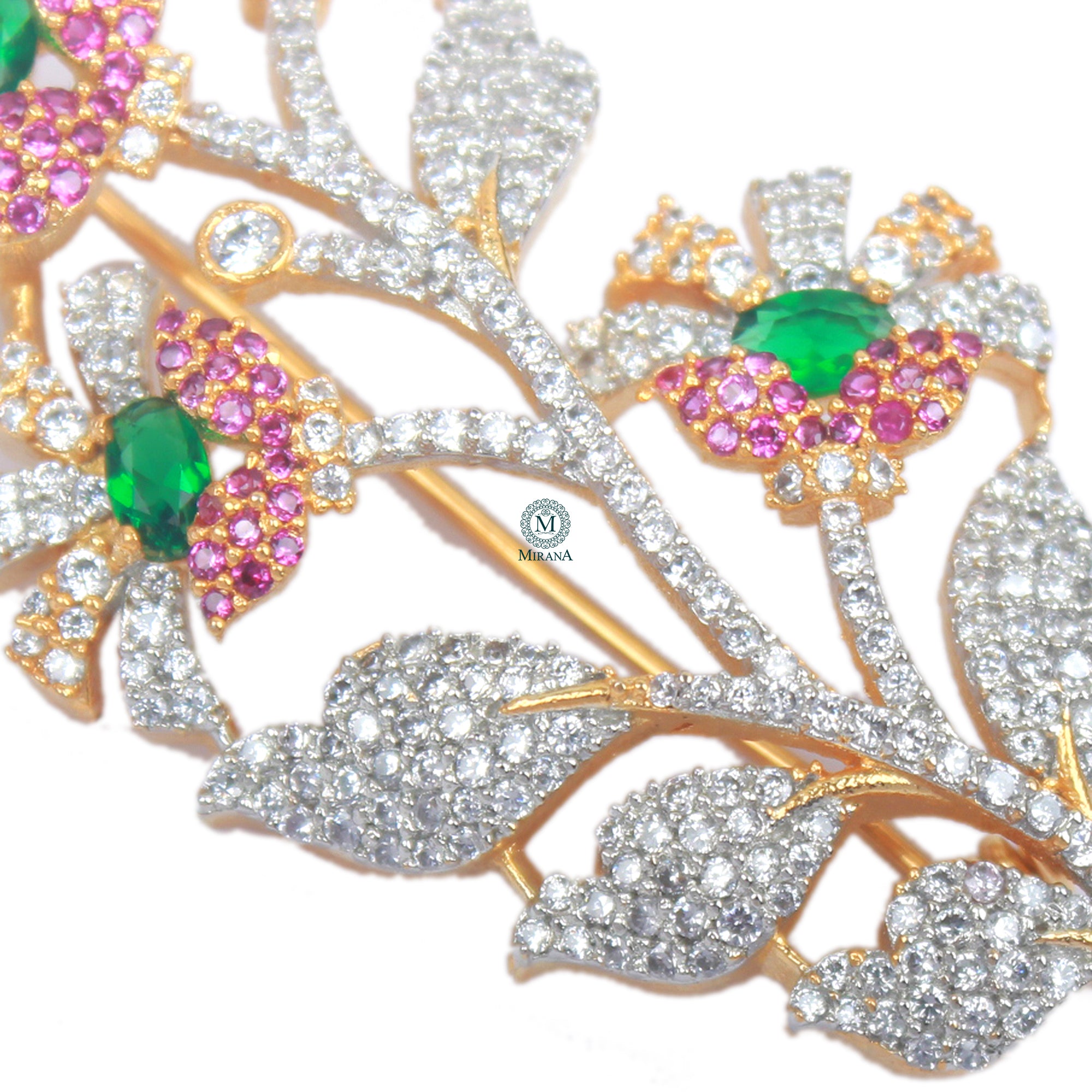 Kritik CZ Designer Brooch