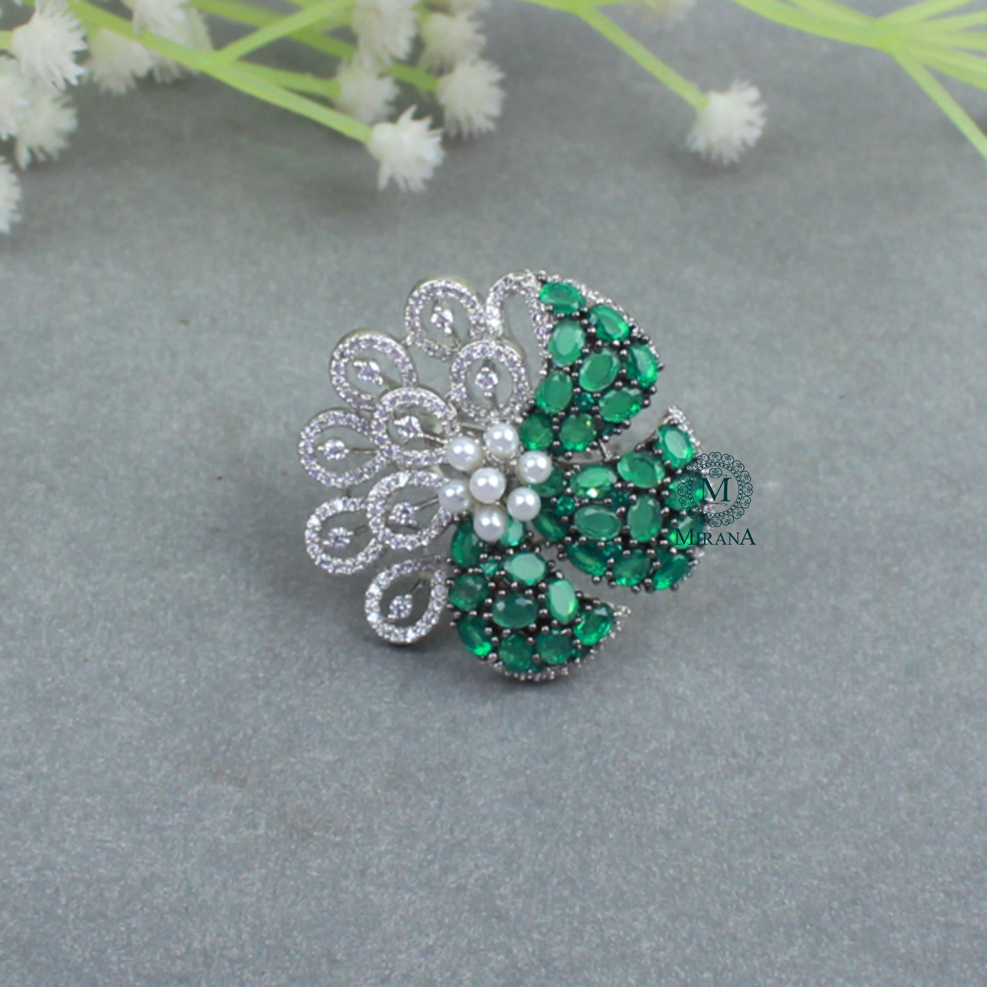 Henia Emerald Green Designer Ring