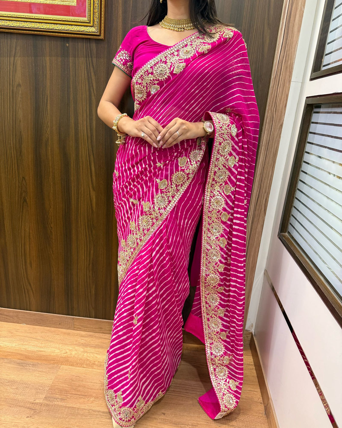 Ratna Pink Lehriya Handwork Saree