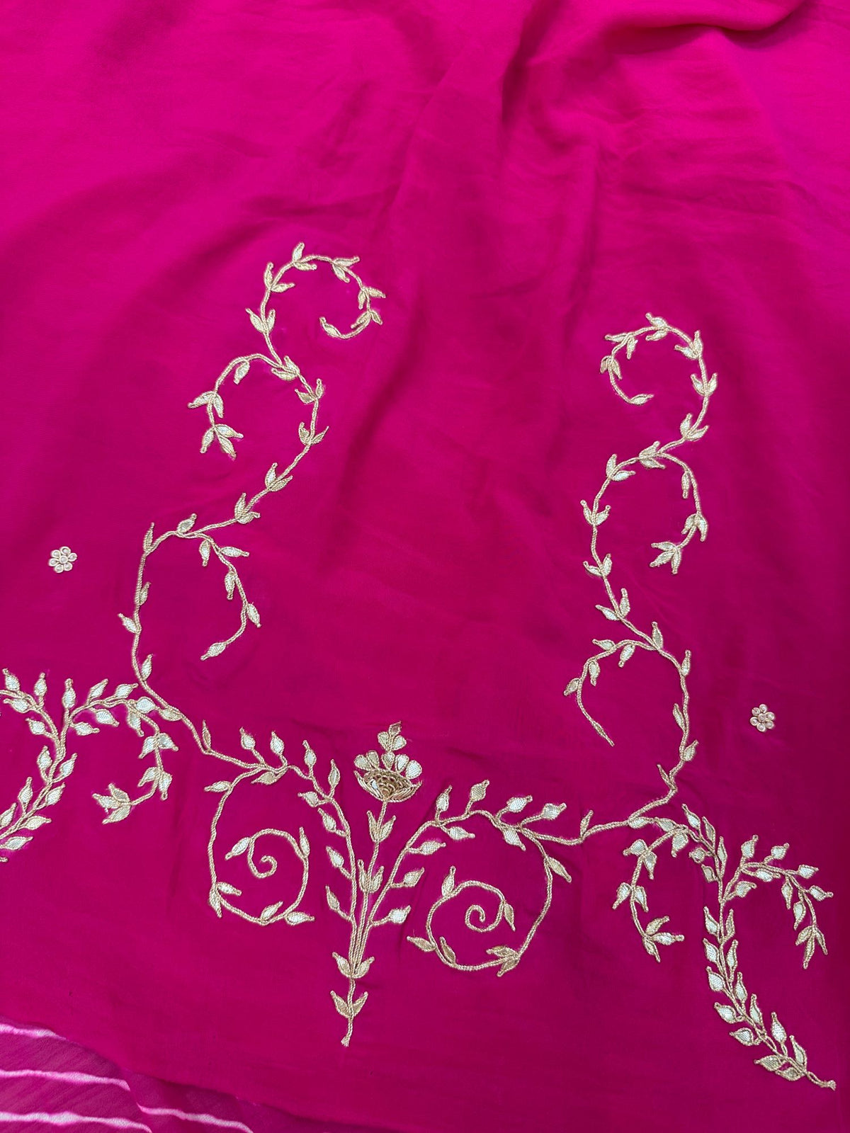 Ratna Pink Lehriya Handwork Saree