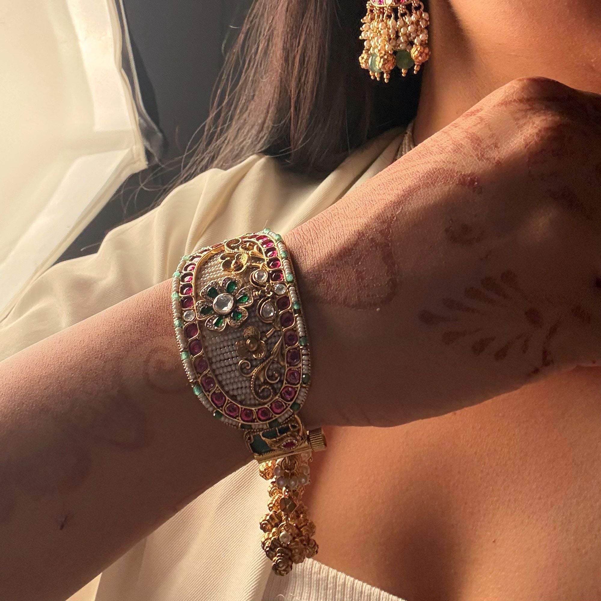Nandika Antique Designer Bangles