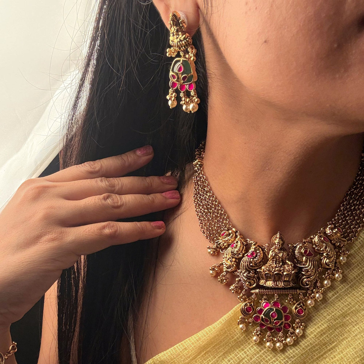 Devi Antique Temple Necklace Set
