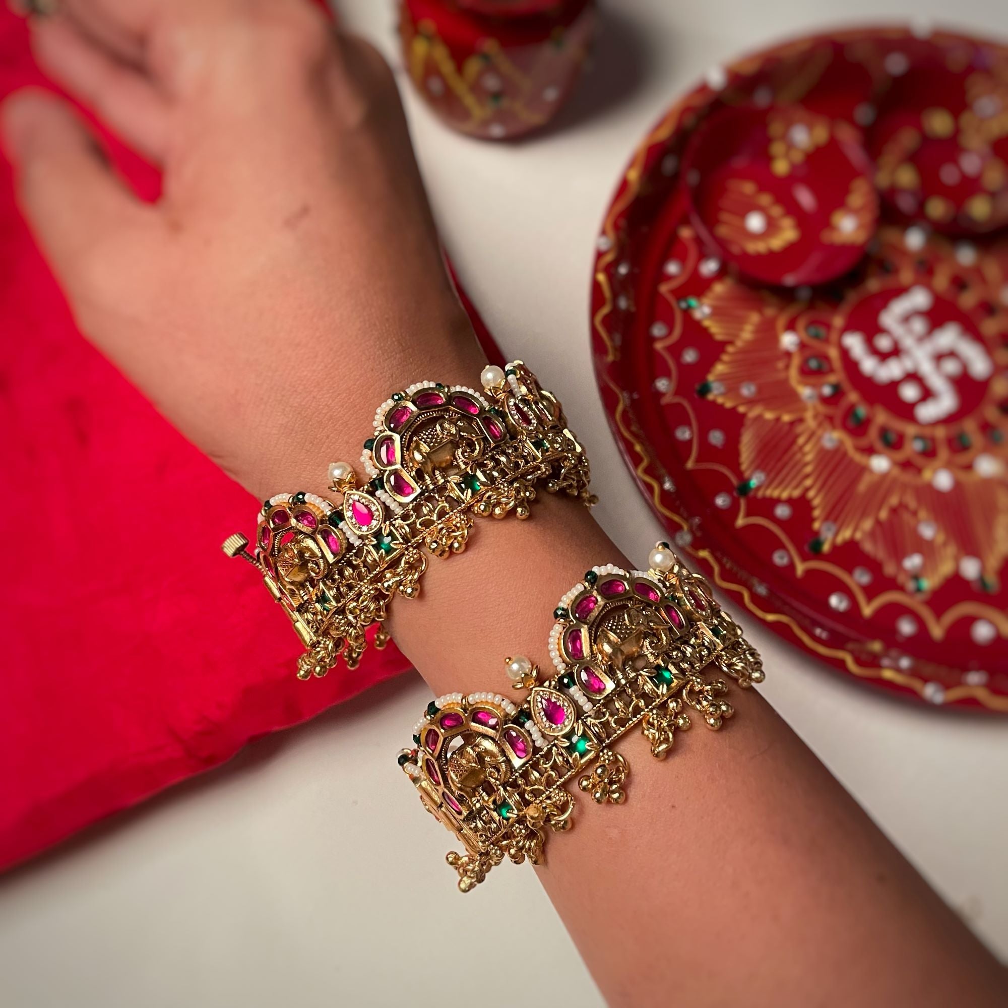 Gaj Antique Designer Bangles