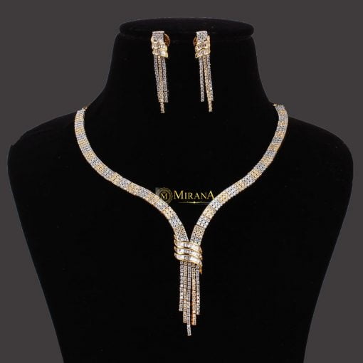 MJNK21N161-2-Dual-Tone-Knot-Necklace-Set-Gold-Look-8.jpg