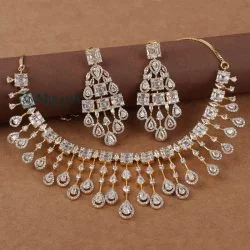 MJNK21N167-3-CZ-Waterfall-Necklace-Set-Gold-White-Color-Look-15.jpg