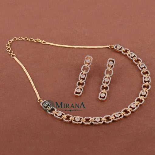 MJNK21N419-3-Myla-Designer-Necklace-Set-Gold-Look-16.jpg