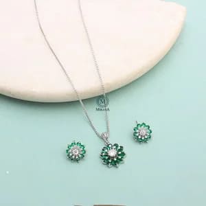 Mimi Emerald Green Designer Pendant Set