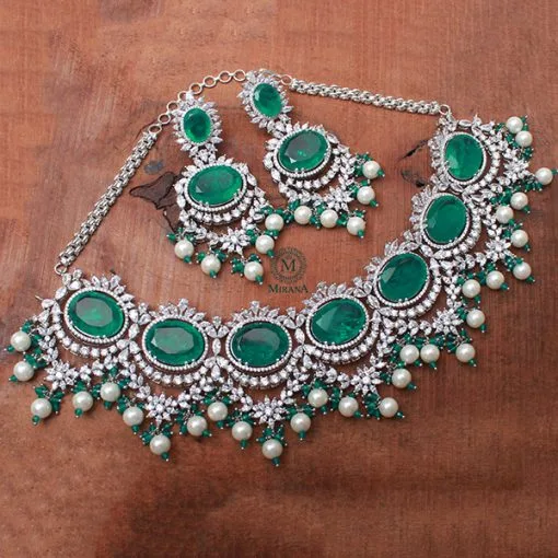 Verocia Emerald Green Pearl Designer Choker Set - Image 3