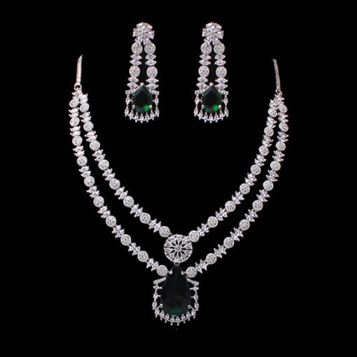 Lovey Emerald Green Layered Necklace Set - Image 3